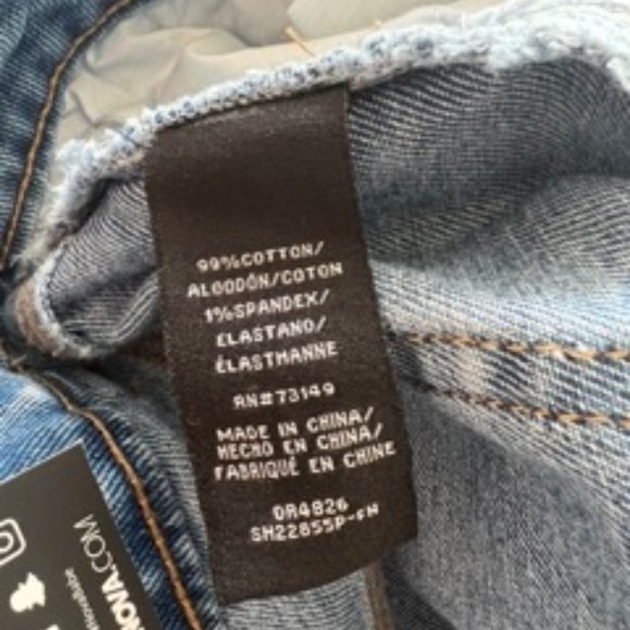 NWT | Fashion Nova | Jean High Waisted Distressed Shorts | Size 5 - Picture 12 of 13